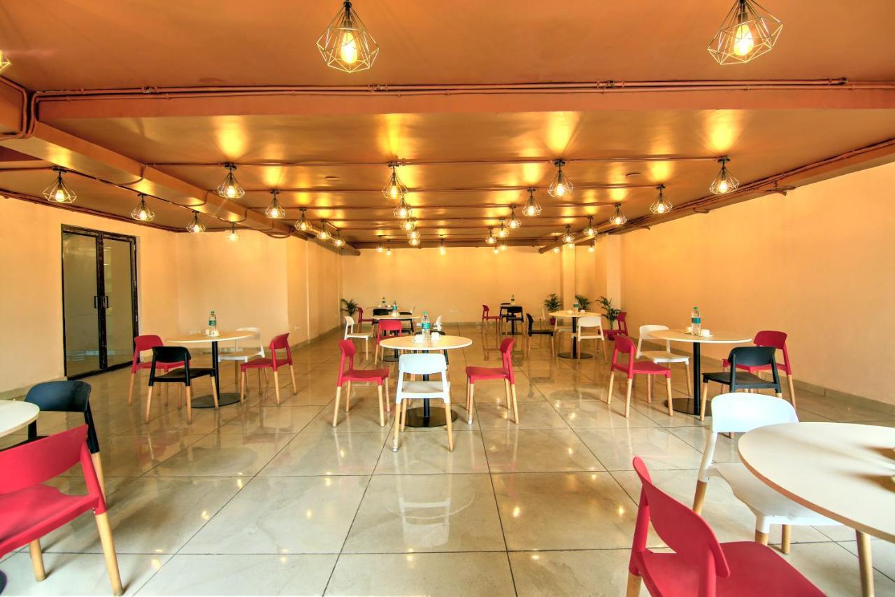 Artisian Rooms Nova Deli Exterior foto